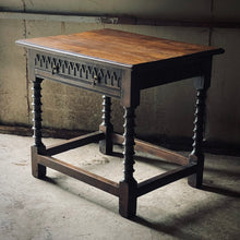 Load image into Gallery viewer, 18th C Gothic Revival Table