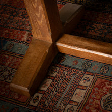 Load image into Gallery viewer, Solid Oak Side Table