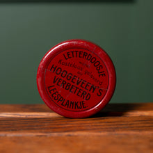 Load image into Gallery viewer, Dutch Letter Tin with Card Letters