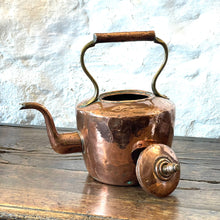 Load image into Gallery viewer, Large Antique George III Copper Kettle – Circa 1780