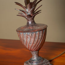 Load image into Gallery viewer, Victorian Pineapple Table Lamp
