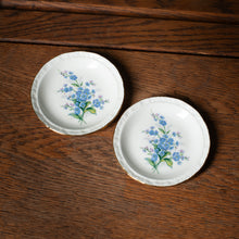 Load image into Gallery viewer, Royal Albert 'Forget Me Not' Bone China Plates