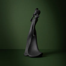 Load image into Gallery viewer, Royal Doulton Images 'Carefree' figurine