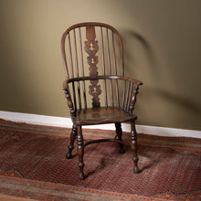 Load image into Gallery viewer, Late 18th century English Windsor armchair