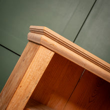 Load image into Gallery viewer, 18th/19th C Provincial/Press Cupboard