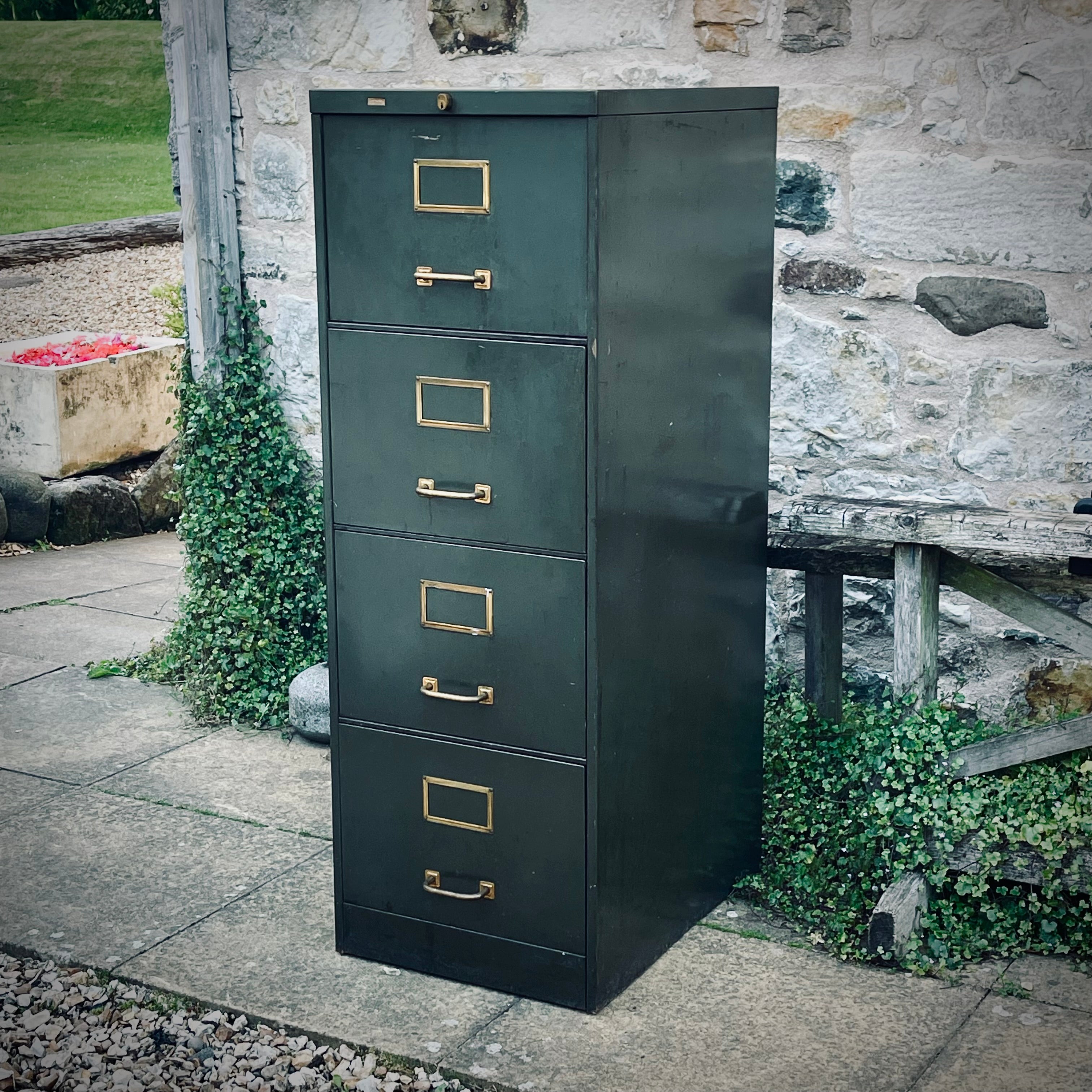 Ixl Roneo Files 1960s Roneo Four-Drawer Filing Cabinet in Dark Green – campbellscuriosities