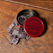 Load image into Gallery viewer, Dutch Letter Tin with Card Letters
