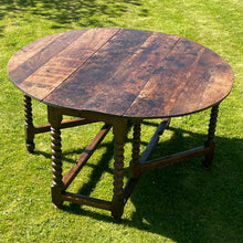 Load image into Gallery viewer, Oak Drop Leaf Table c.1680–1720
