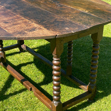 Load image into Gallery viewer, Oak Drop Leaf Table c.1680–1720
