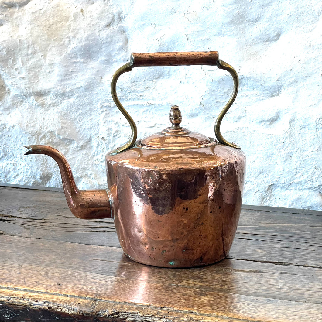 Large Antique George III Copper Kettle – Circa 1780
