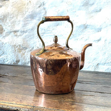 Load image into Gallery viewer, Large Antique George III Copper Kettle – Circa 1780

