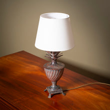Load image into Gallery viewer, Victorian Pineapple Table Lamp

